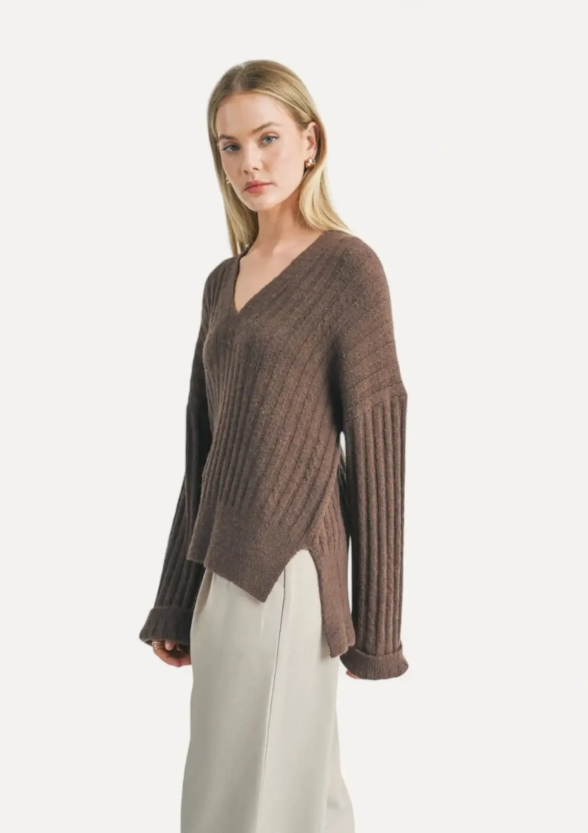 Carli V Neck Pullover - Brown