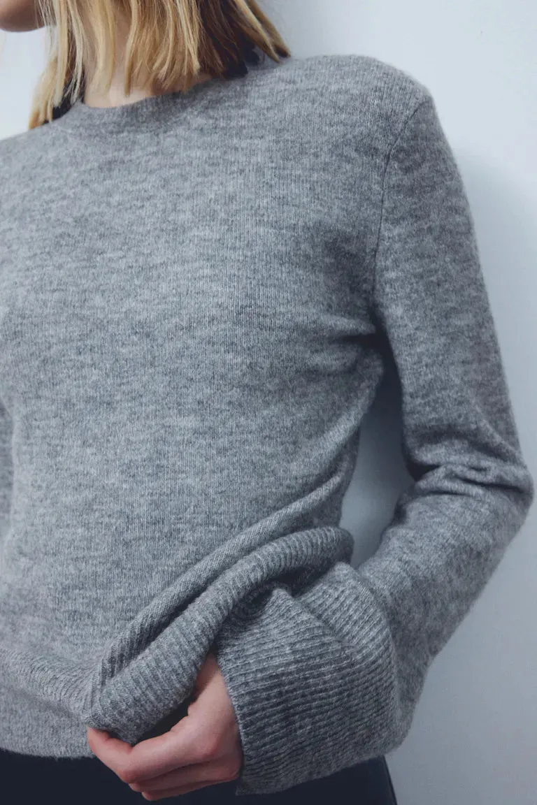 H&M fine knit sweater, gray