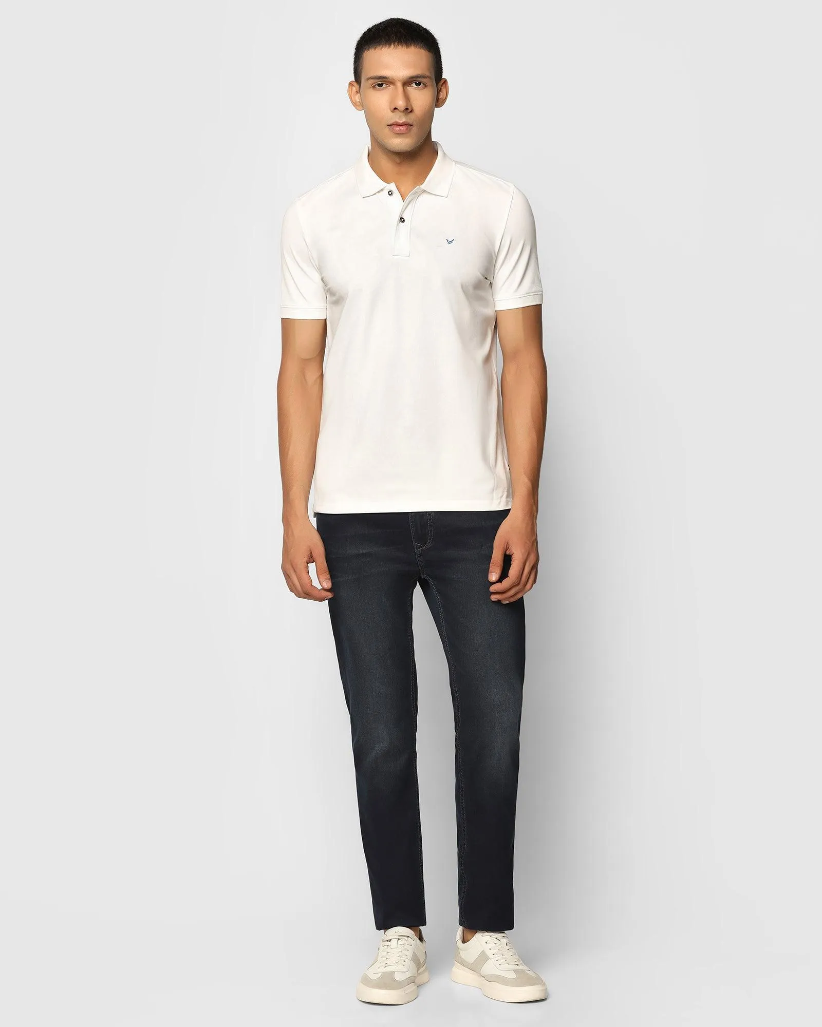 Must Haves Polo White Solid T-Shirt - Yuki