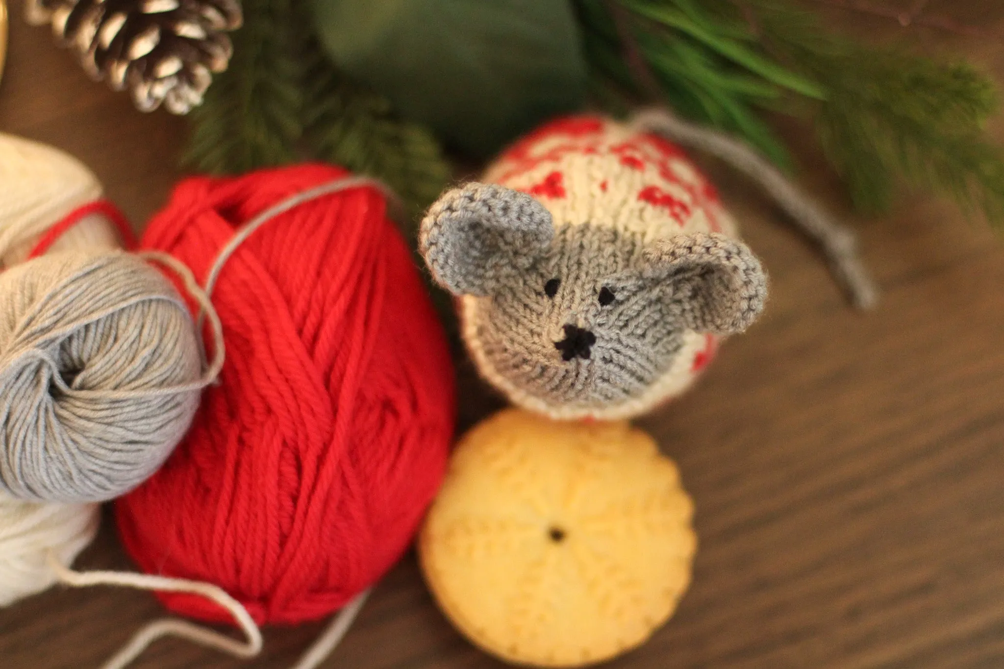 Nordic Christmas Mice | PDF Knitting Pattern